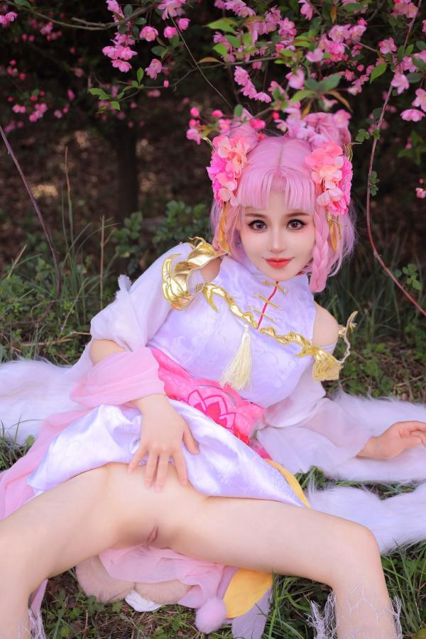    桃暖酱-王者荣耀嫦娥Cosplay花海唯美写真，绝美古风诱惑大尺度套图第28张图片