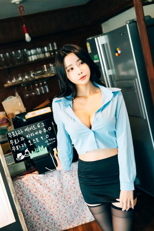    韩国美女-妍宇-YeonYu-First-play-私房写真-居家性感诱惑-大尺度人体艺术第3张图片