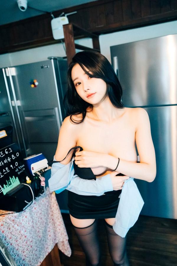    韩国美女-妍宇-YeonYu-First-play-私房写真-居家性感诱惑-大尺度人体艺术第18张图片