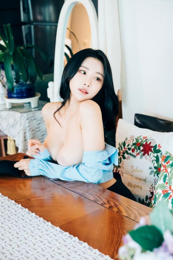    韩国美女-妍宇-YeonYu-First-play-私房写真-居家性感诱惑-大尺度人体艺术第24张图片