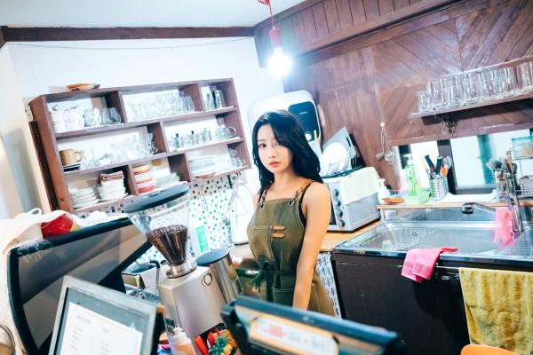    韩国美女-妍宇-YeonYu-First-play-私房写真-居家性感诱惑-大尺度人体艺术第112张图片