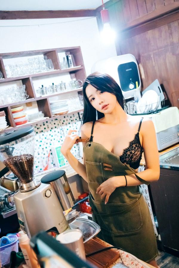    韩国美女-妍宇-YeonYu-First-play-私房写真-居家性感诱惑-大尺度人体艺术第121张图片