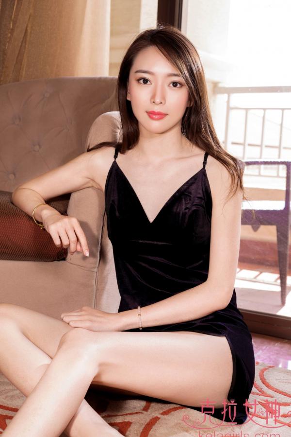    KelaGirls克拉女神-珊珊《三春之桃》：唯美吊带裙私房照，清新居家风，优雅迷人镜头感第2张图片
