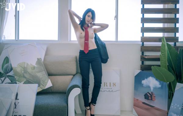    JVID-阿黎-实习生全裸上班日记-职场制服诱惑与清纯气质写真-白嫩极品美图第18张图片