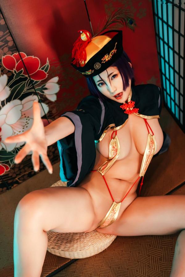   星澜是澜澜叫澜妹呀-奶光僵尸娘COS，绝美大尺度角色扮演，性感御姐演绎中国风诱惑僵尸姬，极致身材视觉盛宴第1张图片