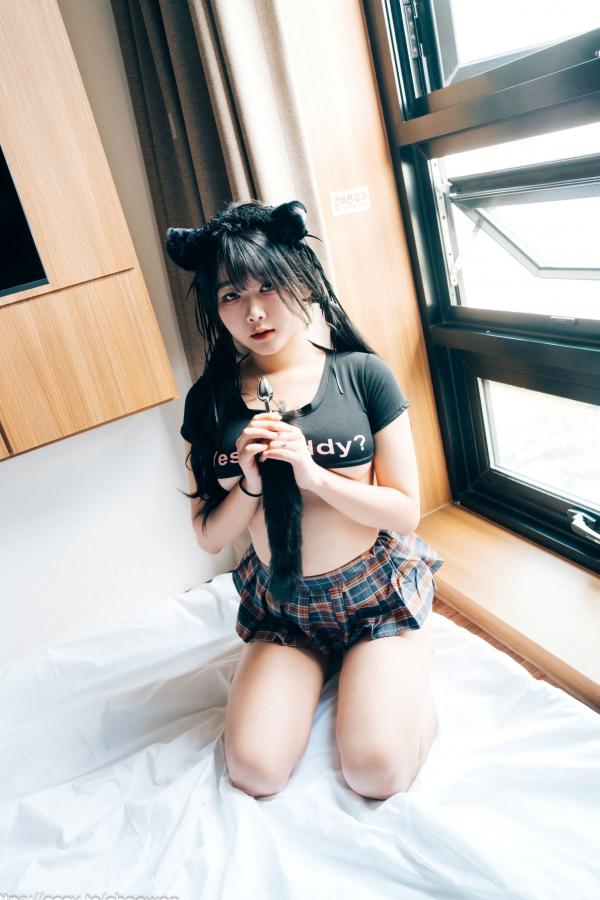    韩国美女琪雅Zia性感猫娘角色扮演，大尺度私房写真诱惑姿态出镜第3张图片