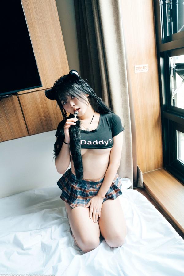    韩国美女琪雅Zia性感猫娘角色扮演，大尺度私房写真诱惑姿态出镜第4张图片