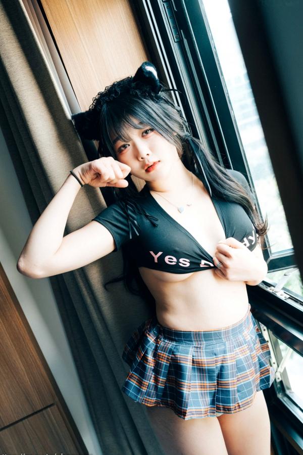    韩国美女琪雅Zia性感猫娘角色扮演，大尺度私房写真诱惑姿态出镜第50张图片