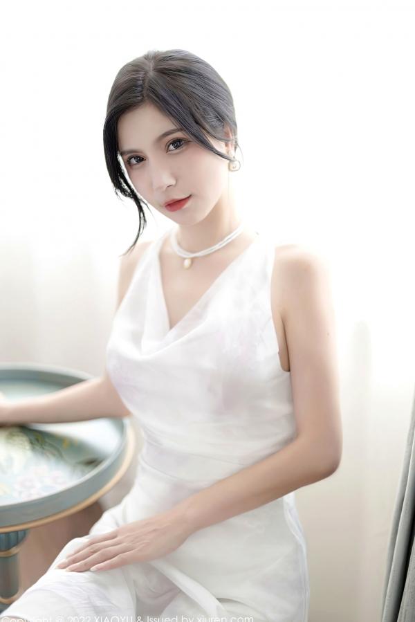    XiaoYu语画界-925-小蛮妖Yummy-白色薄透裙与镂空蕾丝内衣私房照-优雅女神绝美腿型展现诱惑魅力-2022.12.14第4张图片