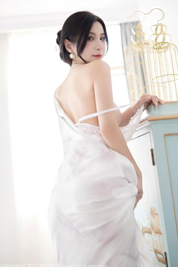    XiaoYu语画界-925-小蛮妖Yummy-白色薄透裙与镂空蕾丝内衣私房照-优雅女神绝美腿型展现诱惑魅力-2022.12.14第25张图片