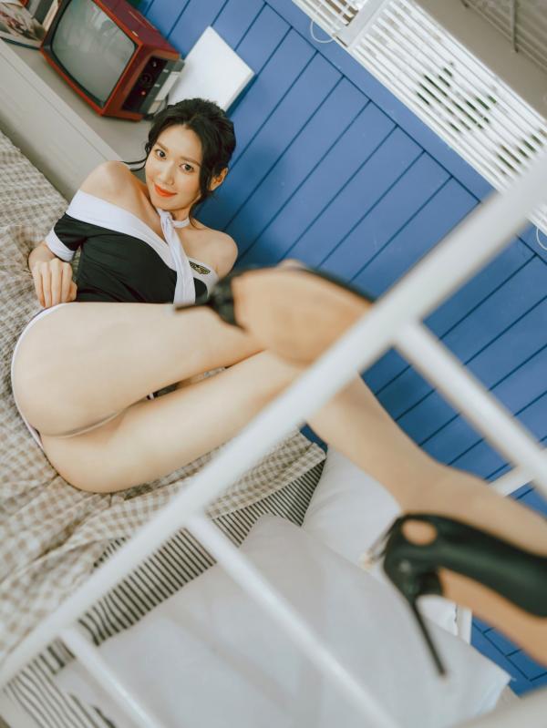    韩国美女娜拉空姐制服诱惑，极致美腿尽显职业私房魅力-Bimilstory Vol.05第15张图片