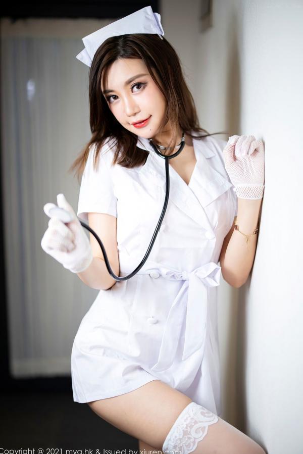    MyGirl美媛馆578期：绮里嘉Carina杭州旅拍，极致性感护士制服诱惑，镂空蕾丝内衣搭配白色长筒袜，演绎火辣角色扮演，无圣光写真大尺度呈现第17张图片
