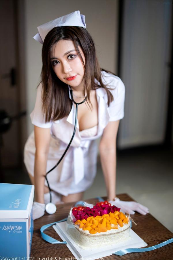    MyGirl美媛馆578期：绮里嘉Carina杭州旅拍，极致性感护士制服诱惑，镂空蕾丝内衣搭配白色长筒袜，演绎火辣角色扮演，无圣光写真大尺度呈现第23张图片