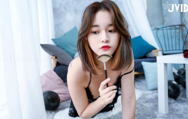    JVID-黎妍-彩妝師的假期：精緻黑色蕾絲內衣私房寫真，展現居家慵懶魅惑誘惑第64张图片