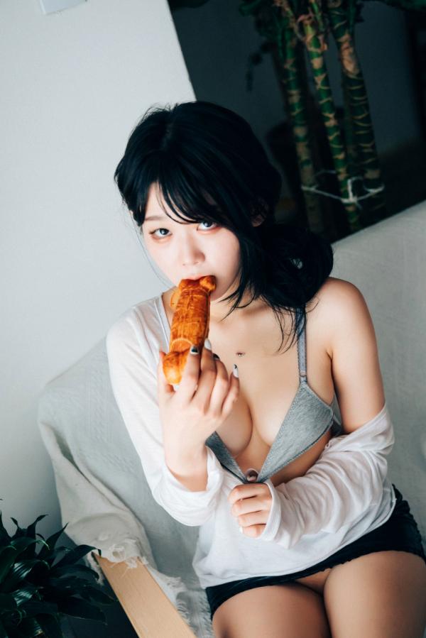    韩国女神琪雅Zia私房大尺度写真：黑丝诱惑与卧室情景演绎，性感尤物精致迷人第77张图片
