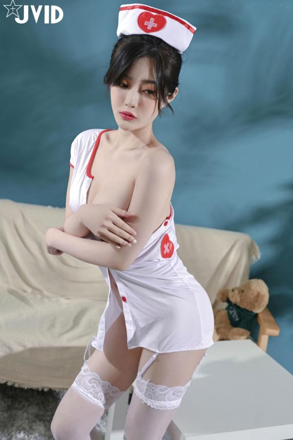    JVID-璃奈酱-极品护士角色扮演-大尺度白衣天使-性感私房-白色丝袜-No.555-556第87张图片