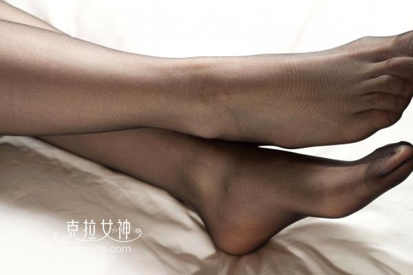    KelaGirls克拉女神-2018.07.06-忆之-《解と脱》：黑丝美腿私房，极致诱惑丝袜足控写真第23张图片