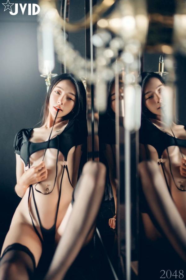    JVID-飄飄-最高の女神-黑超猛激白透睡衣-私房写真-大尺度诱惑室内美腿套图-No.542第10张图片