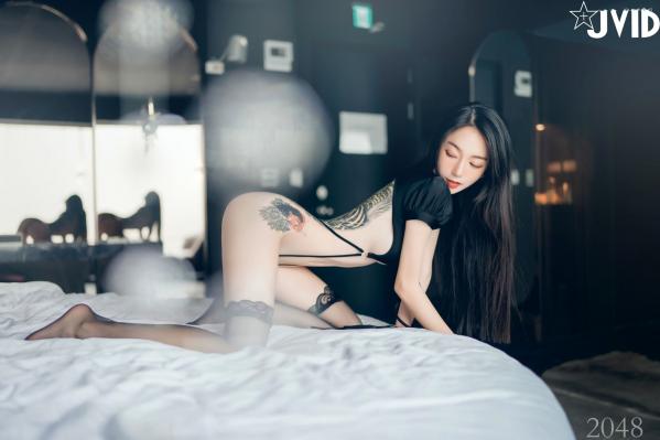    JVID-飄飄-最高の女神-黑超猛激白透睡衣-私房写真-大尺度诱惑室内美腿套图-No.542第48张图片