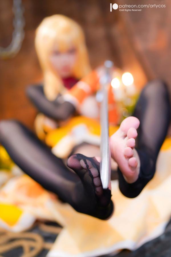    Arty-Huang-Darkness动漫Cosplay：极致大尺度地牢私房，破损黑丝下的野性尤物，高颜值金发冷艳女神演绎第27张图片
