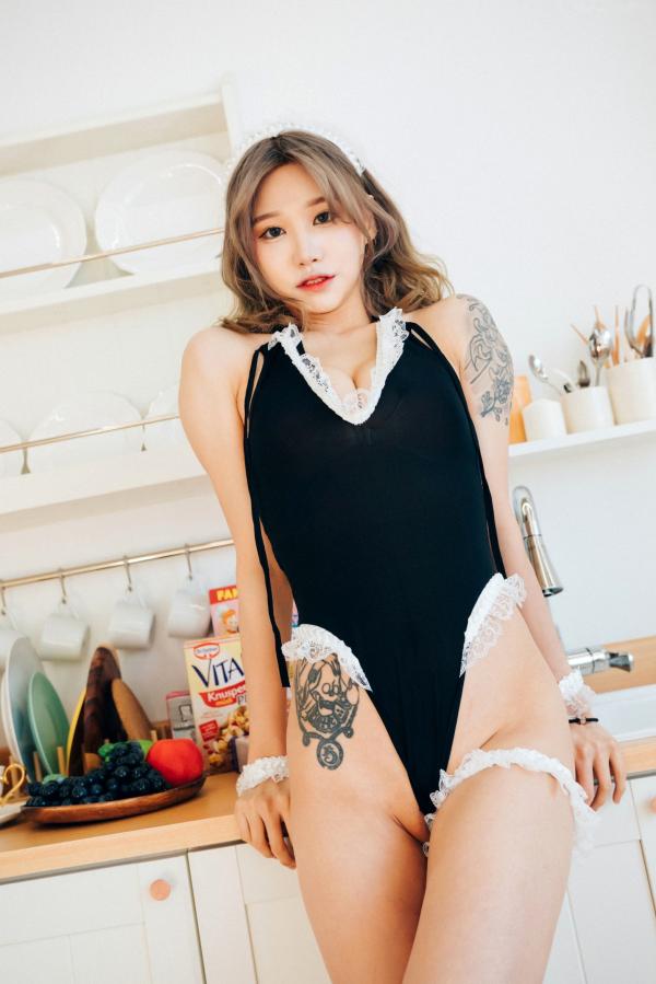    韩国美女Taeri居家私房写真：蕾丝内衣与纹身美背，展现极品身材诱惑，清新又野性第5张图片