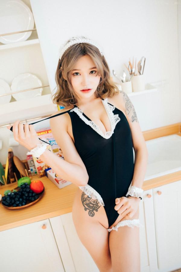    韩国美女Taeri居家私房写真：蕾丝内衣与纹身美背，展现极品身材诱惑，清新又野性第10张图片