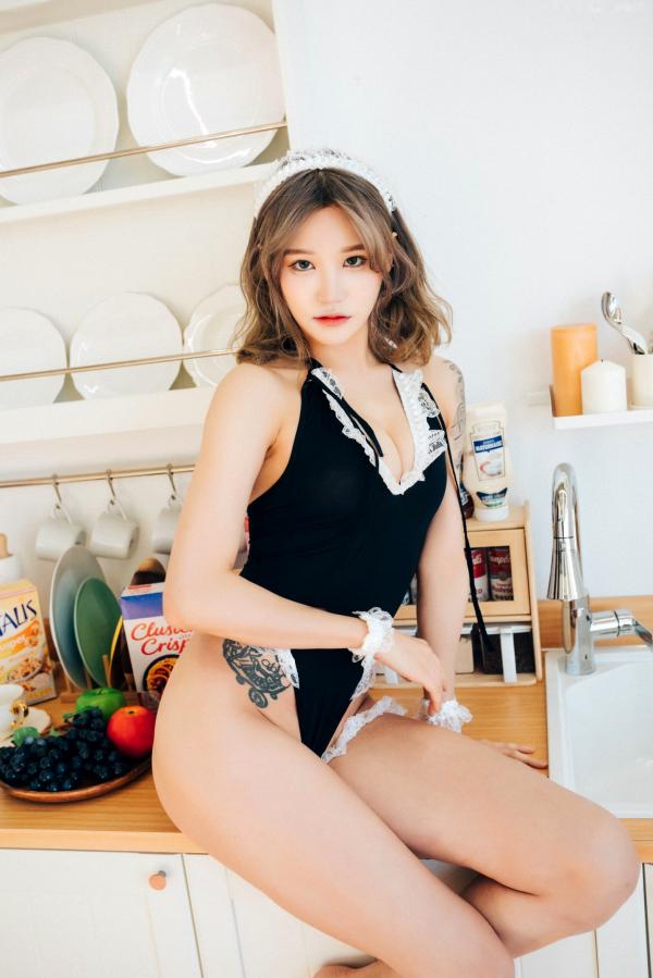    韩国美女Taeri居家私房写真：蕾丝内衣与纹身美背，展现极品身材诱惑，清新又野性第14张图片