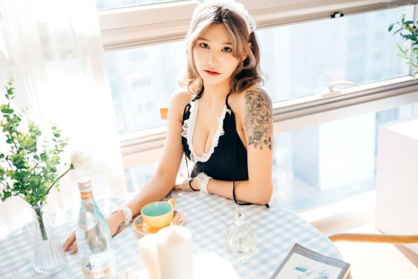    韩国美女Taeri居家私房写真：蕾丝内衣与纹身美背，展现极品身材诱惑，清新又野性第40张图片