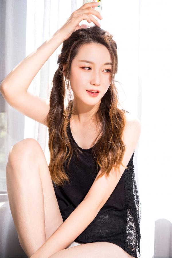    KelaGirls克拉女神-杨暖《生如夏花》清纯私房套图，阳光窗边的元气少女，清新家居风格，治愈系灵动视觉第11张图片