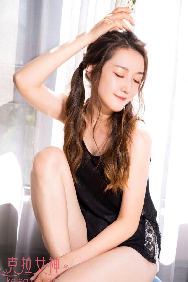    KelaGirls克拉女神-杨暖《生如夏花》清纯私房套图，阳光窗边的元气少女，清新家居风格，治愈系灵动视觉第12张图片