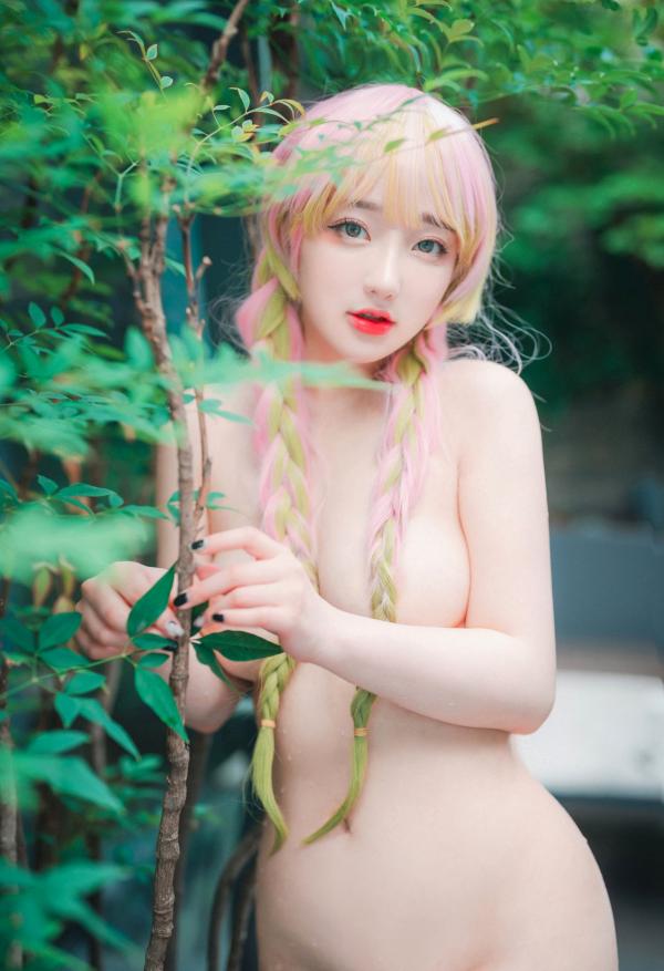    韩国美女孙乐乐Son-YeEun动漫角色扮演：鬼灭之刃甘露寺蜜璃，大尺度性感私房cosplay合集第85张图片