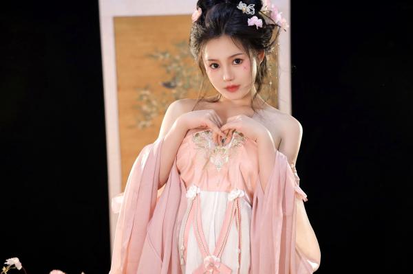    桃暖酱-汉服古风入梦-极致唯美私房写真-肤如凝脂诱惑大尺度第3张图片