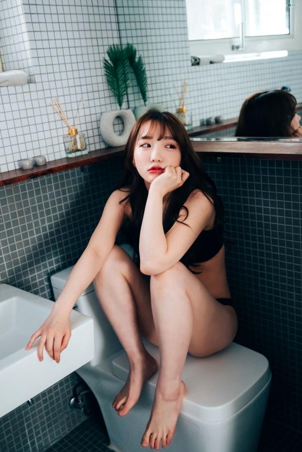    韩国美女孙乐乐Son YeEun私房写真，性感黑色内衣诱惑，浴室家居大尺度精选第32张图片
