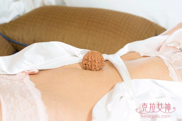    KelaGirls克拉女神-2018.06.15-璇子-你的兔宝宝，清纯软妹化身性感兔女郎，卧室私房拍摄，身穿诱惑内衣尽显傲人曲线，纯欲写真大尺度福利第19张图片