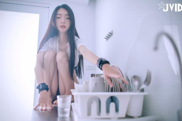   JVID-飄飄-綁架性感保險業務員第58张图片