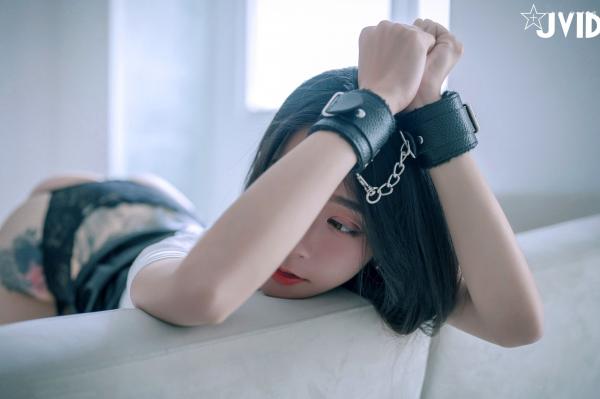    JVID-飄飄-綁架性感保險業務員第124张图片