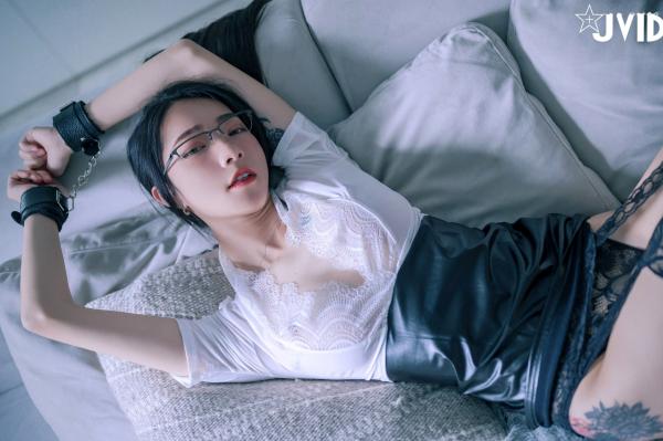    JVID-飄飄-綁架性感保險業務員第126张图片