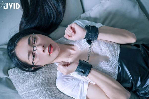    JVID-飄飄-綁架性感保險業務員第127张图片