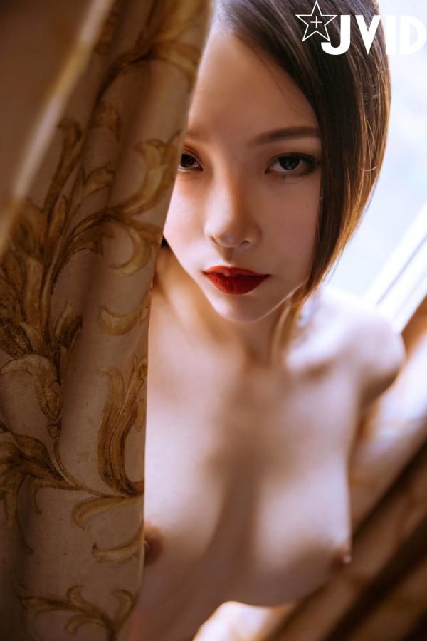    JVID女神Jenny Suen高颜值写真：一起吃份温柔的早餐，精致黑色内衣私房套图，展现冷艳气质与完美曲线，No.592第36张图片