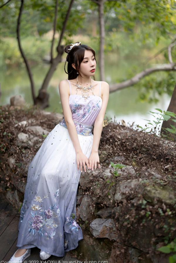    XiaoYu语画界-866-徐莉芝：杭州旅拍浅紫色古韵汉服写真，尽展迷人东方神韵与极致私房诱惑（2022.09.19）第20张图片