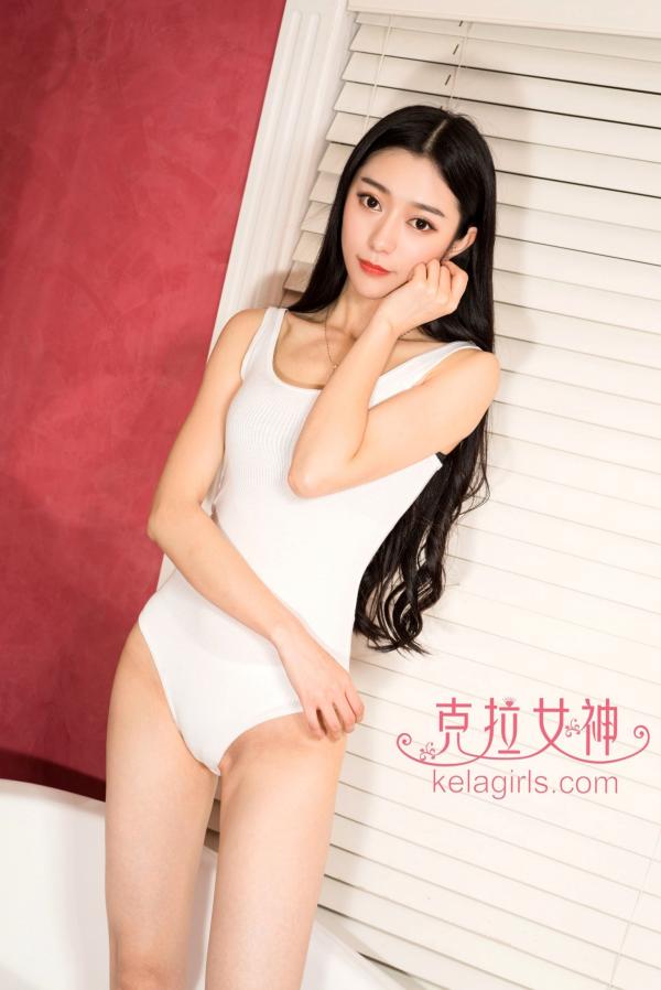    KelaGirls克拉女神-小新-《洗刷刷》：纯白连体衣浴室诱惑，尽显曼妙身姿第1张图片