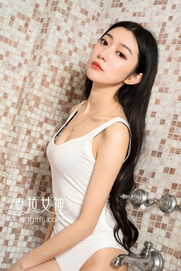    KelaGirls克拉女神-小新-《洗刷刷》：纯白连体衣浴室诱惑，尽显曼妙身姿第24张图片