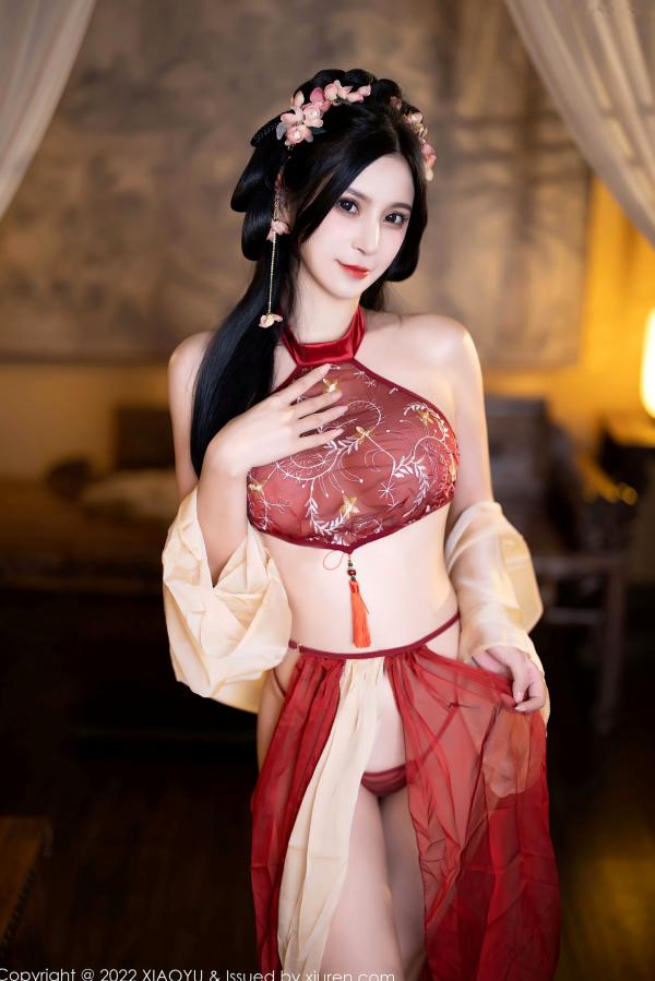    XiaoYu语画界-858：小蛮妖Yummy杭州古典旅拍，红纱古装尽显诱惑风情，伴随古琴演绎白嫩肌肤之美第18张图片