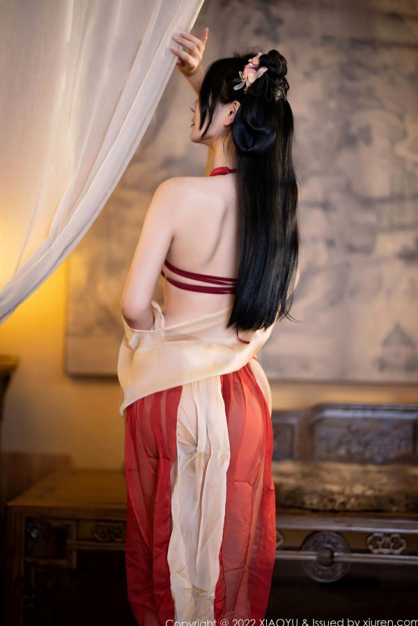    XiaoYu语画界-858：小蛮妖Yummy杭州古典旅拍，红纱古装尽显诱惑风情，伴随古琴演绎白嫩肌肤之美第26张图片