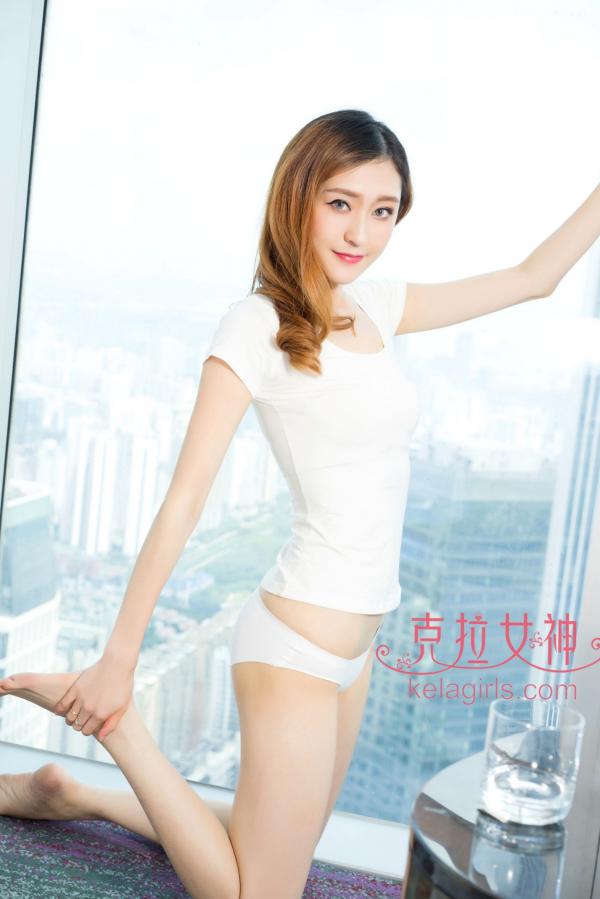    KelaGirls克拉女神-梦凡：极白诱惑，纯欲系修身白衣私房写真，极致性感曲线尽显第22张图片