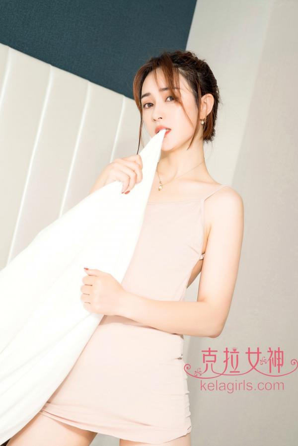    KelaGirls克拉女神汶汶《挡不住的风情》：性感私房照，紧身露背裙尽显唯美诱惑曲线第5张图片