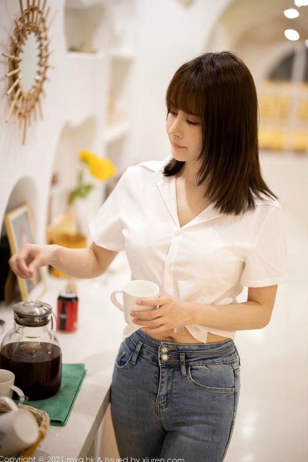    MyGirl美媛馆-540期：女神蔡文钰Abby旅拍，白衬衫蕾丝私房大尺度写真，肉丝牛仔裤尽显曼妙曲线第11张图片