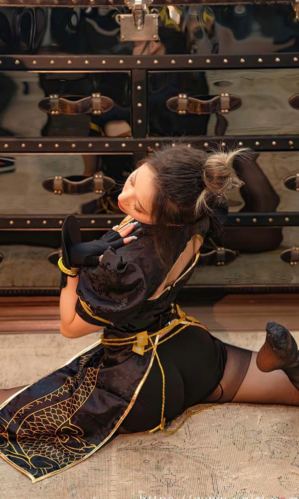   UGirlsApp尤果圈筱慧《暗夜天使》，暗黑风改良旗袍角色扮演，蒙眼捆绑黑丝诱惑，大尺度私房写真第11张图片
