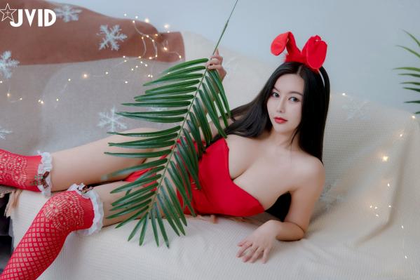    JVID-木木森-性感圣诞派对-诱惑兔耳红色内衣写真-无圣光大尺度极品女神-背部纹身曲线美第23张图片