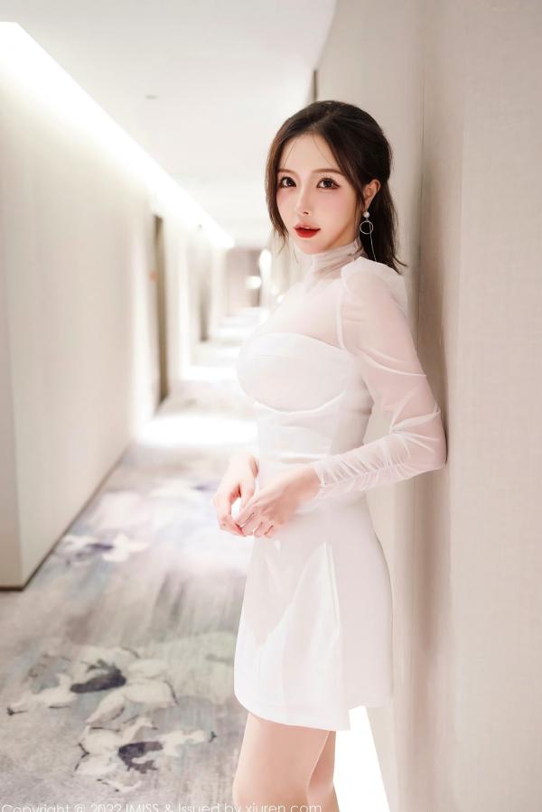    IMiss爱蜜社 Lindalinda：白色薄透连衣裙诱惑，室内私房写真，极致肉丝美腿绝美呈现（655期）第23张图片